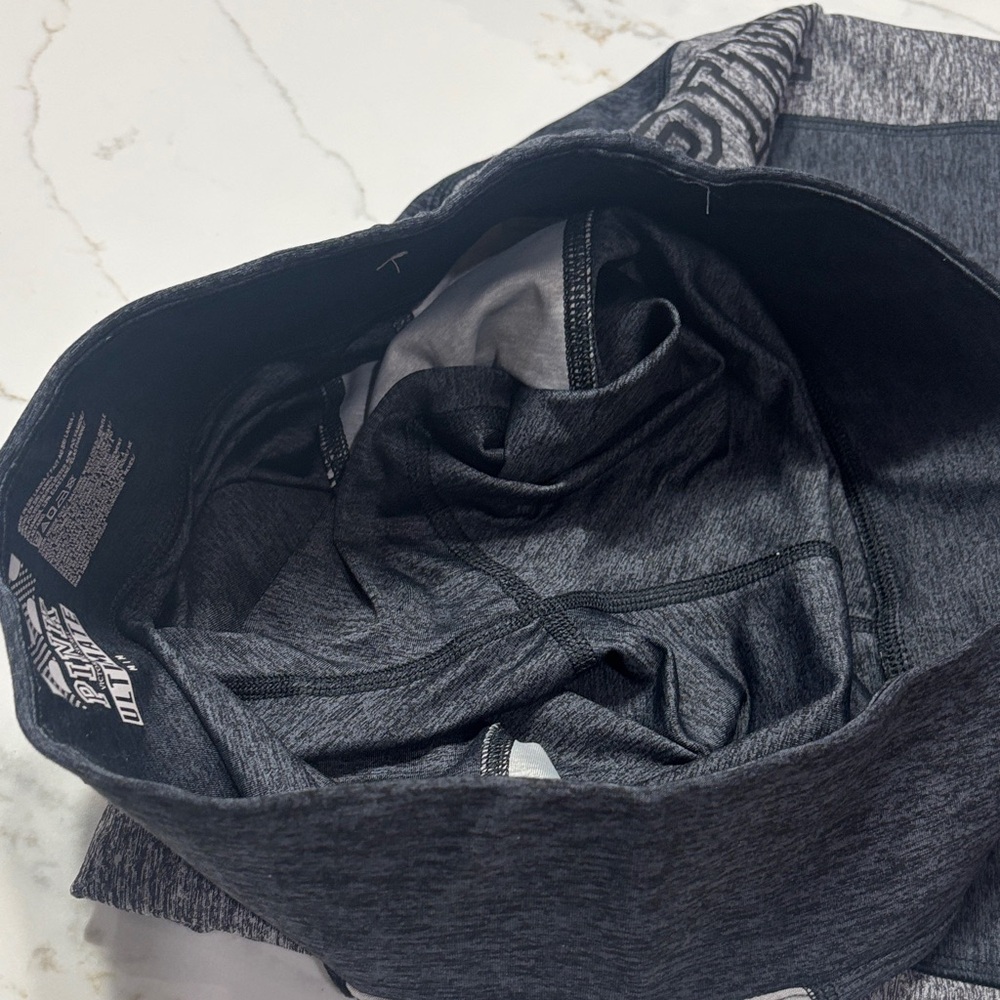 PINK Victoria's Secret Charcoal Gray & Light Gray Love-Panel Leggings - Picture 13 of 13